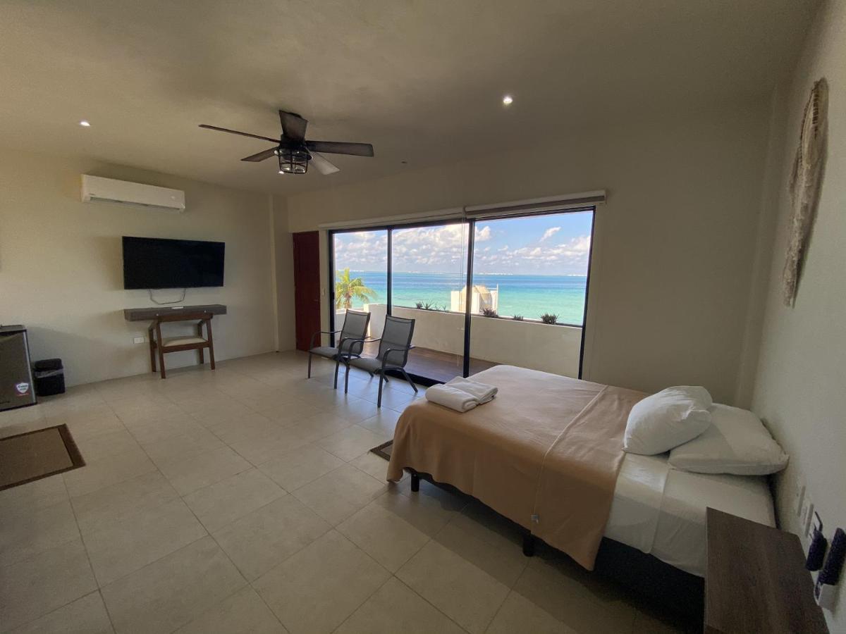 Cuxos Hotel Beachfront Isla Mujeres Exterior photo