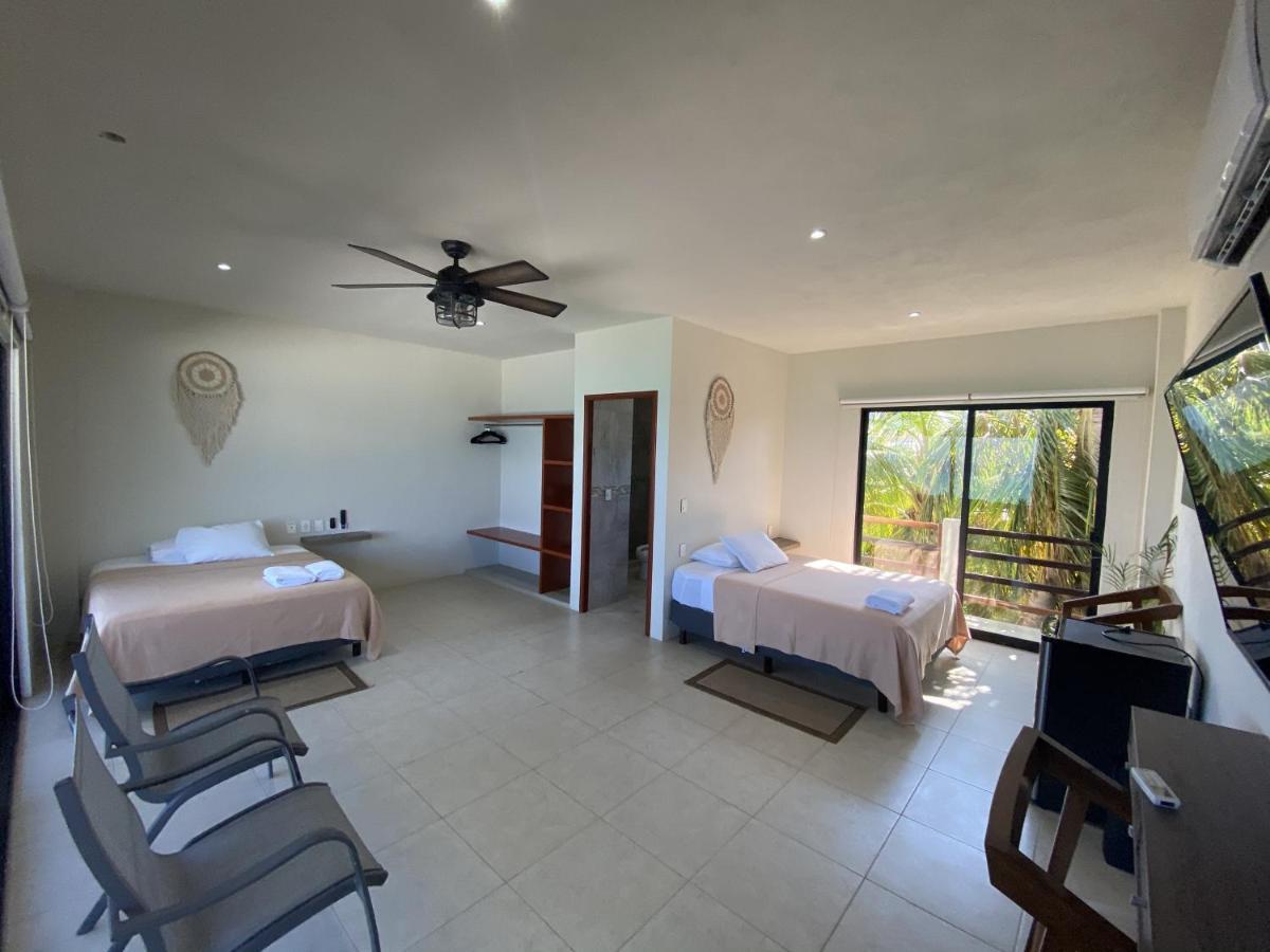 Cuxos Hotel Beachfront Isla Mujeres Exterior photo