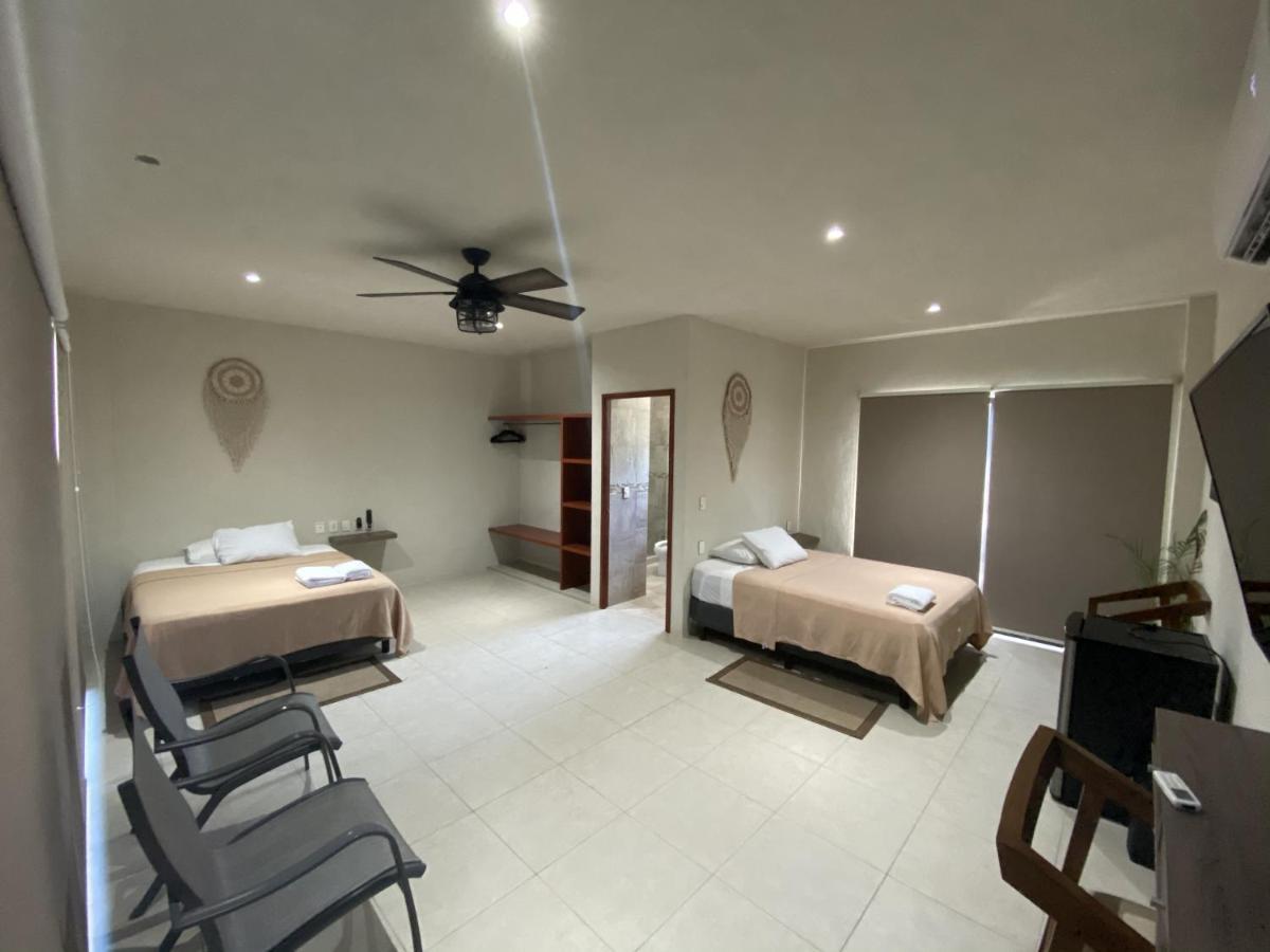 Cuxos Hotel Beachfront Isla Mujeres Exterior photo