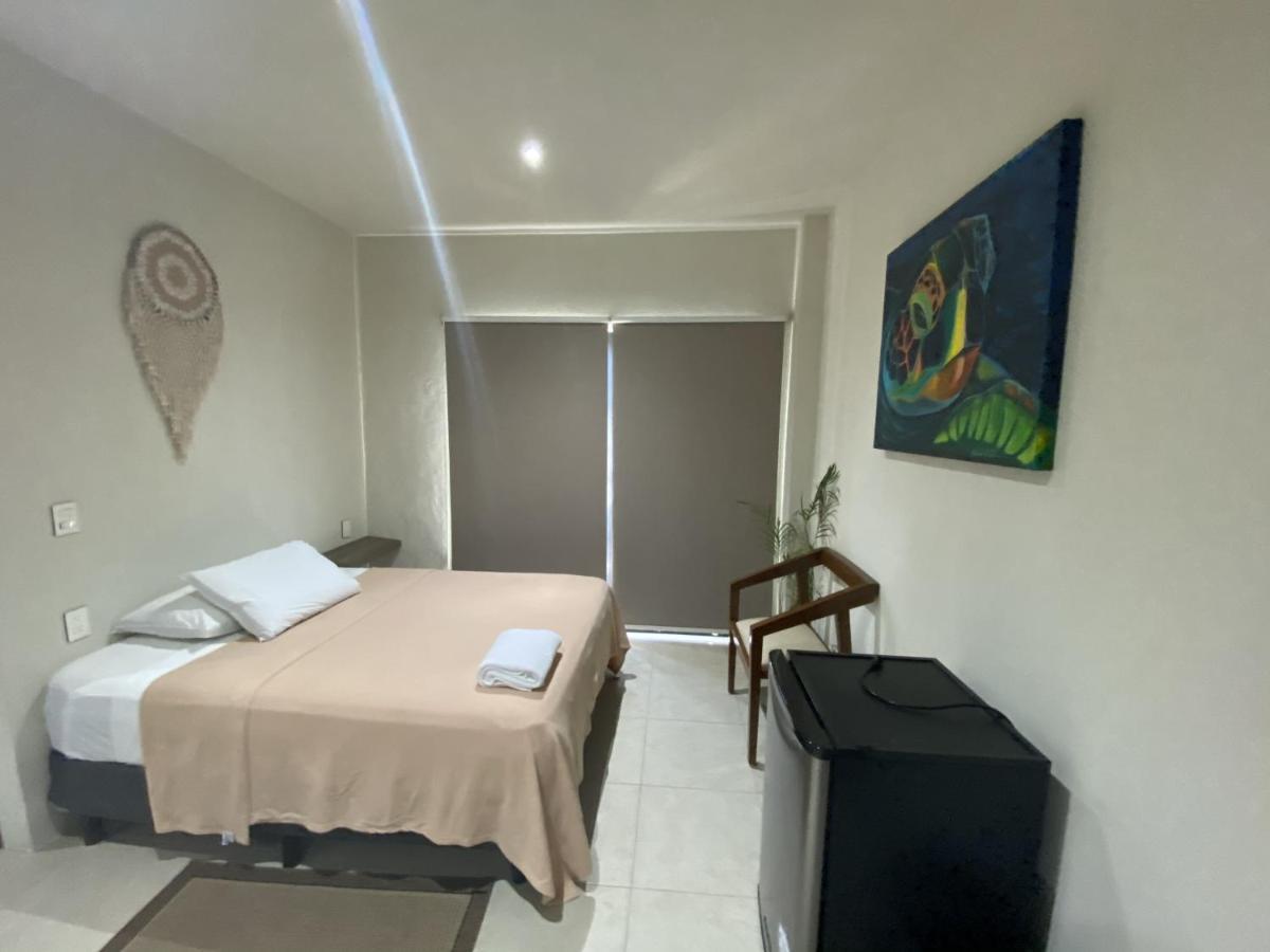 Cuxos Hotel Beachfront Isla Mujeres Exterior photo