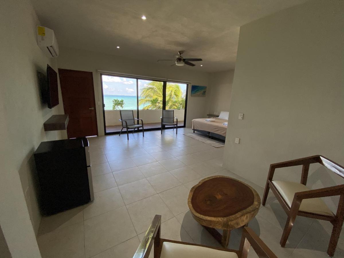 Cuxos Hotel Beachfront Isla Mujeres Exterior photo