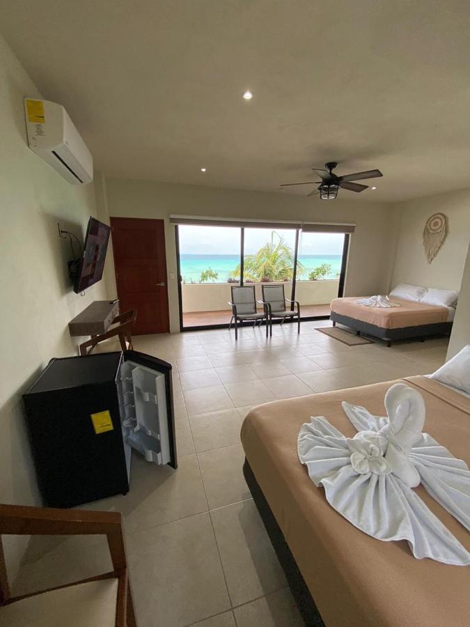 Cuxos Hotel Beachfront Isla Mujeres Exterior photo